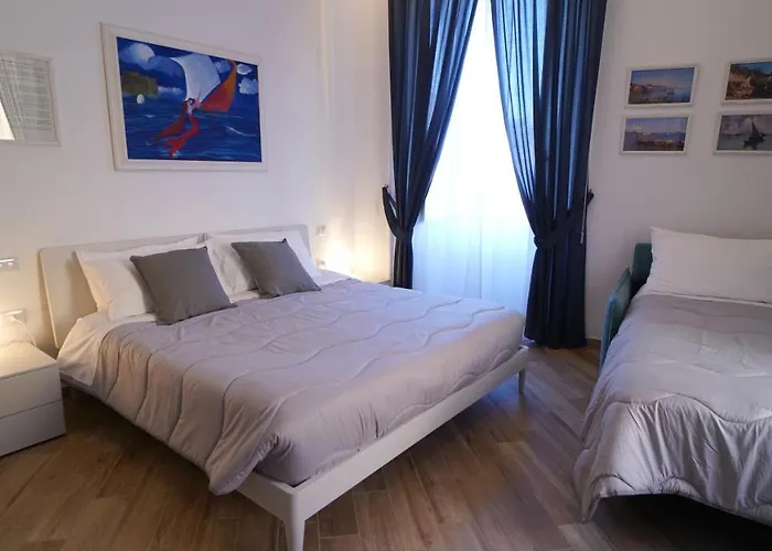 Un Passo Da Tutto...Hotel Napoli